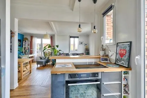 Apartmán Appartement Spacieux Avec Balcon / Batignolles Paříž
