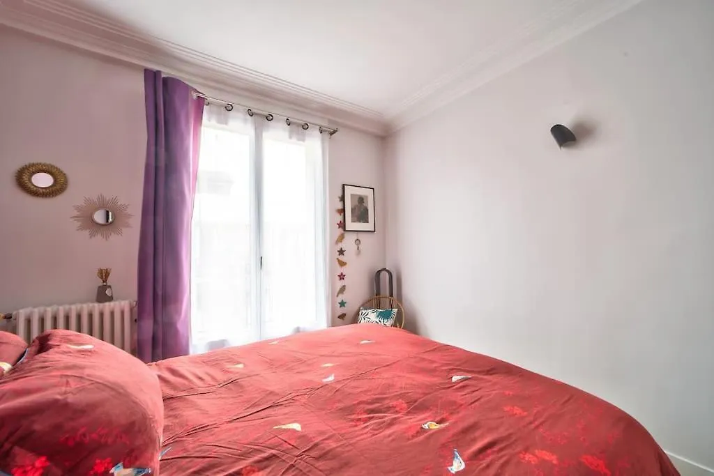 Appartement Spacieux Avec Balcon / Batignolles Parigi 0*,  Francia