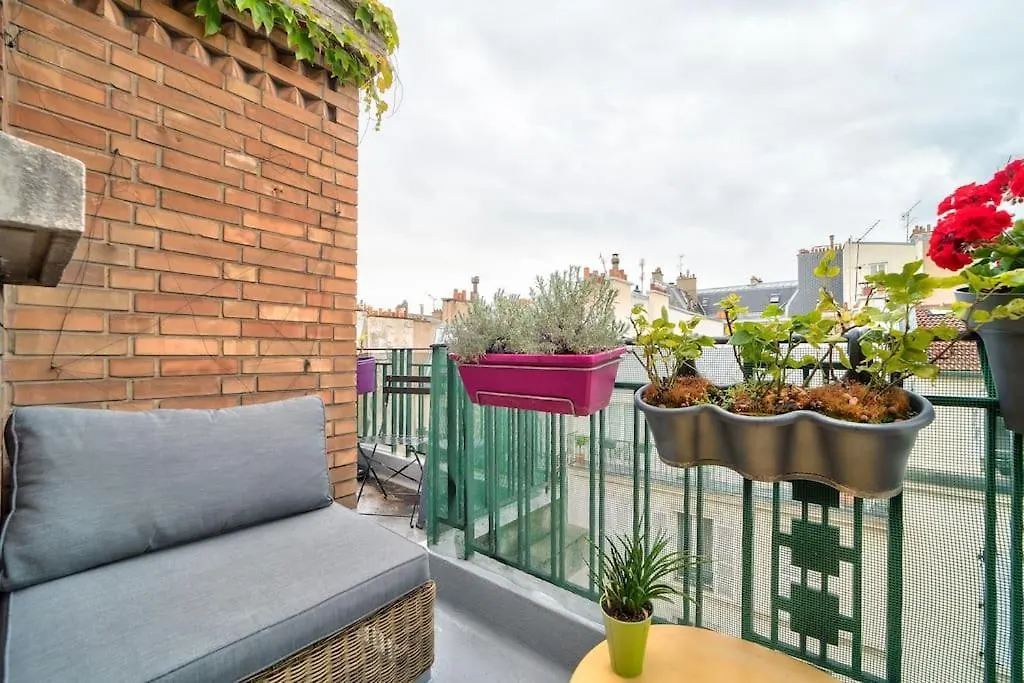 Apartment Appartement Spacieux Avec Balcon / Batignolles Paris